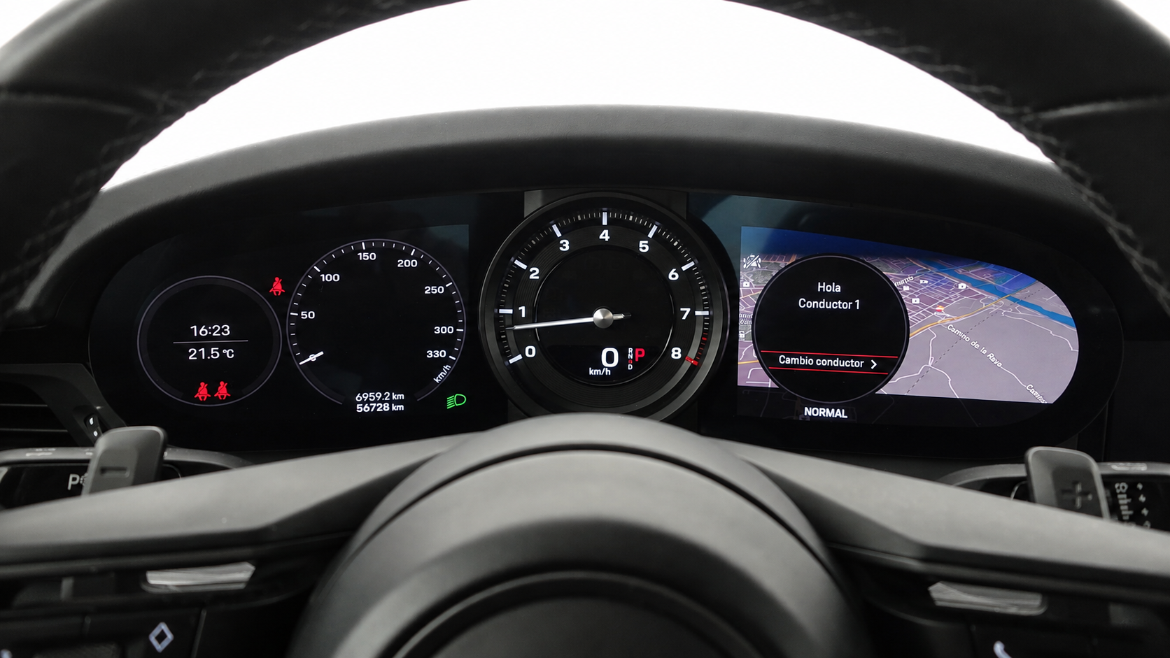 Porsche 911 Carrera S digital instrument cluster